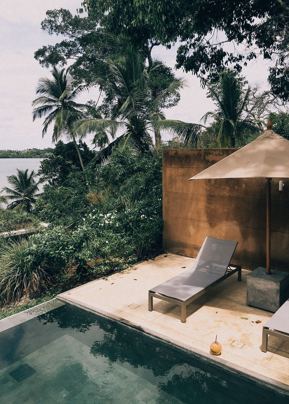 Tri Resort in Sri Lanka by ELSEWHERE